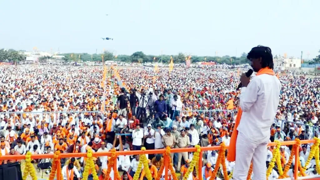 The Global Times | जाळपोळ, उद्रेक करू नका : जरांगे