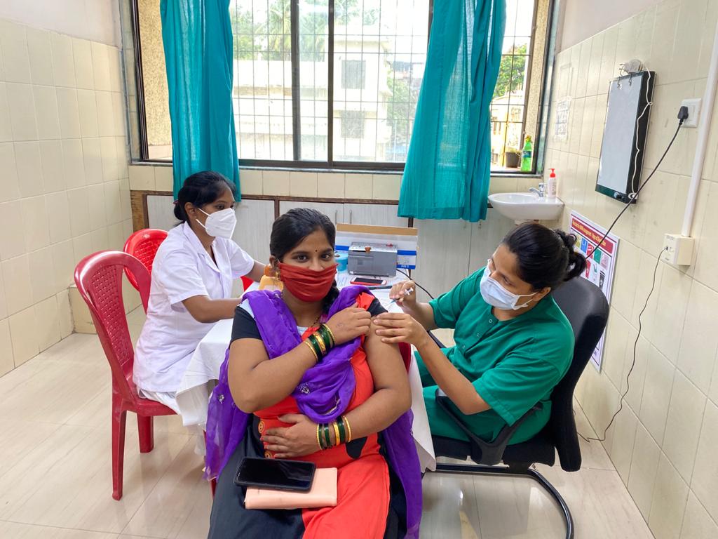 The Global Times | पहिल्या दिवशी 27 गर्भवती महिलांचे लसीकरण