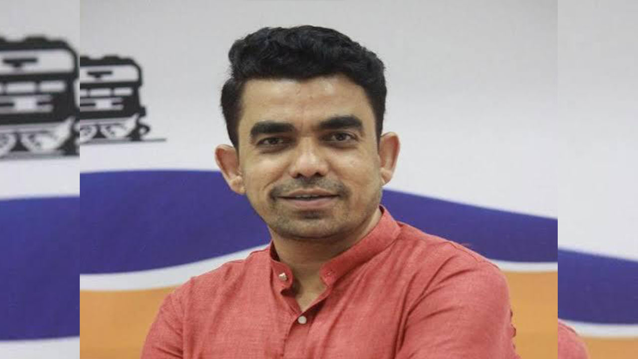 The Global Times | शहरअध्यक्षांनीच फासले मनसेच्या प्रतिमेला काळे