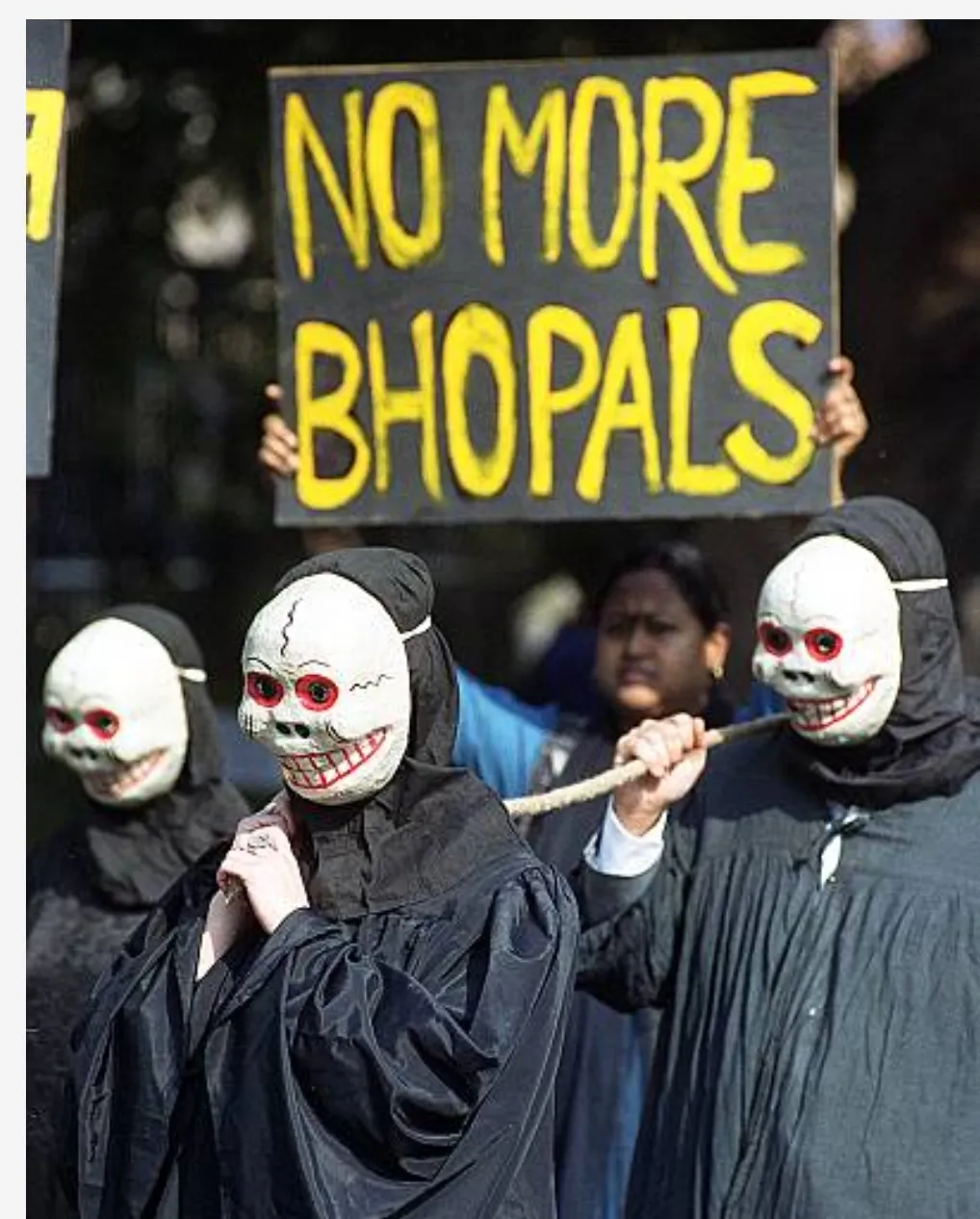 The Global Times | प्रोपेन गॅस पाइपलाईनवर पेणमध्ये संतप्त सवाल -