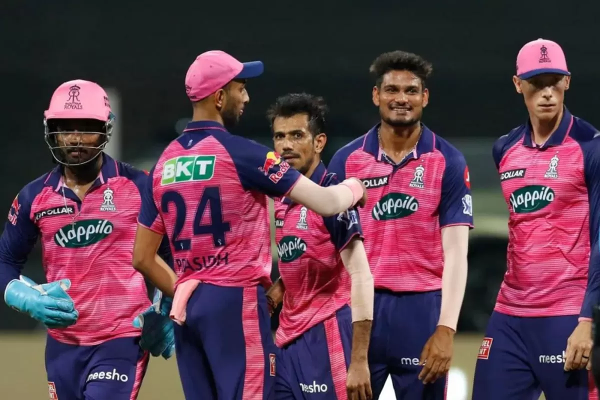 The Global Times | टाटा आयपीएल - शेवटच्या षटकापर्यंत रंगलेल्या सामन्यात...